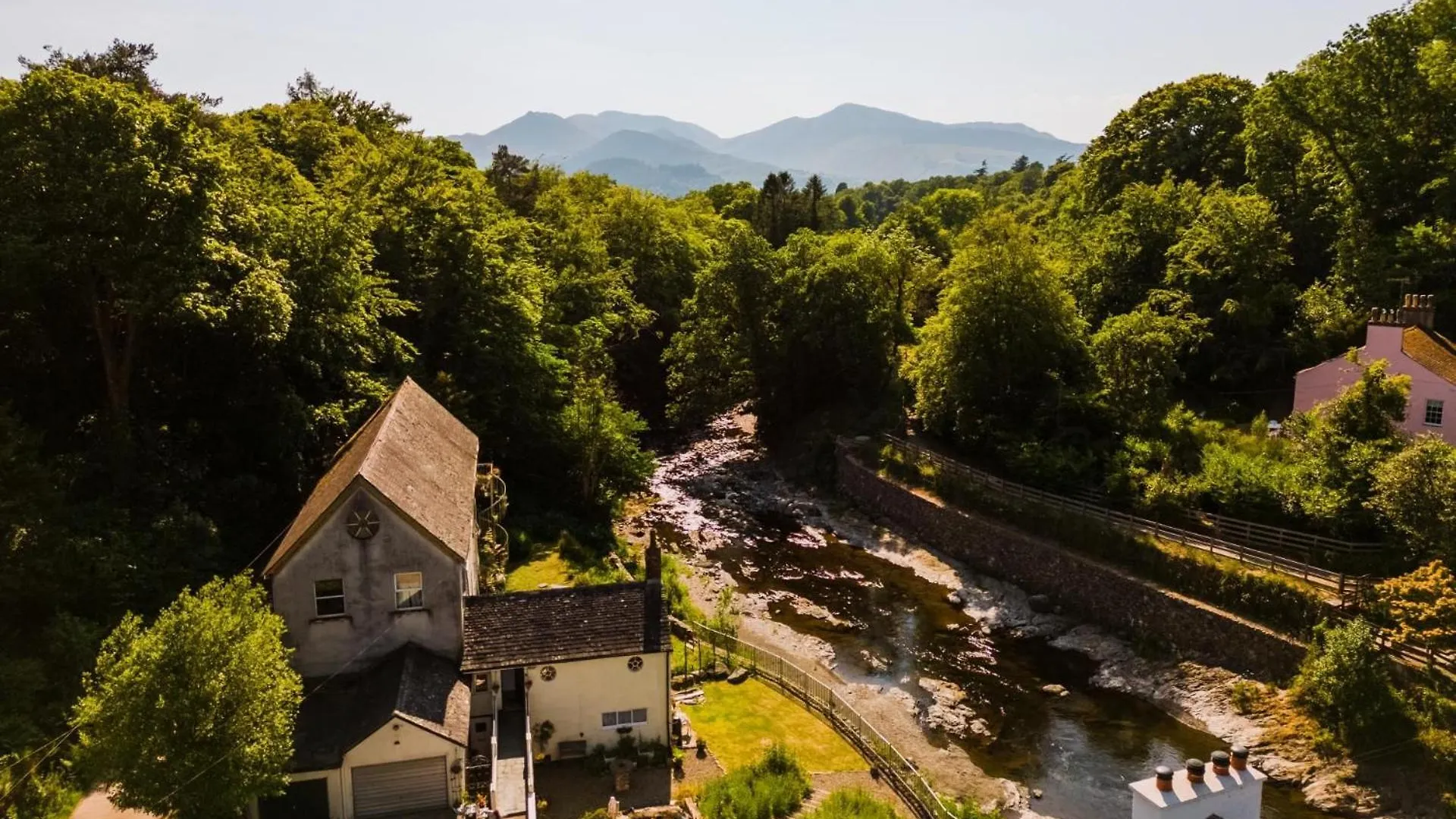 度假居 Bridge Keswick