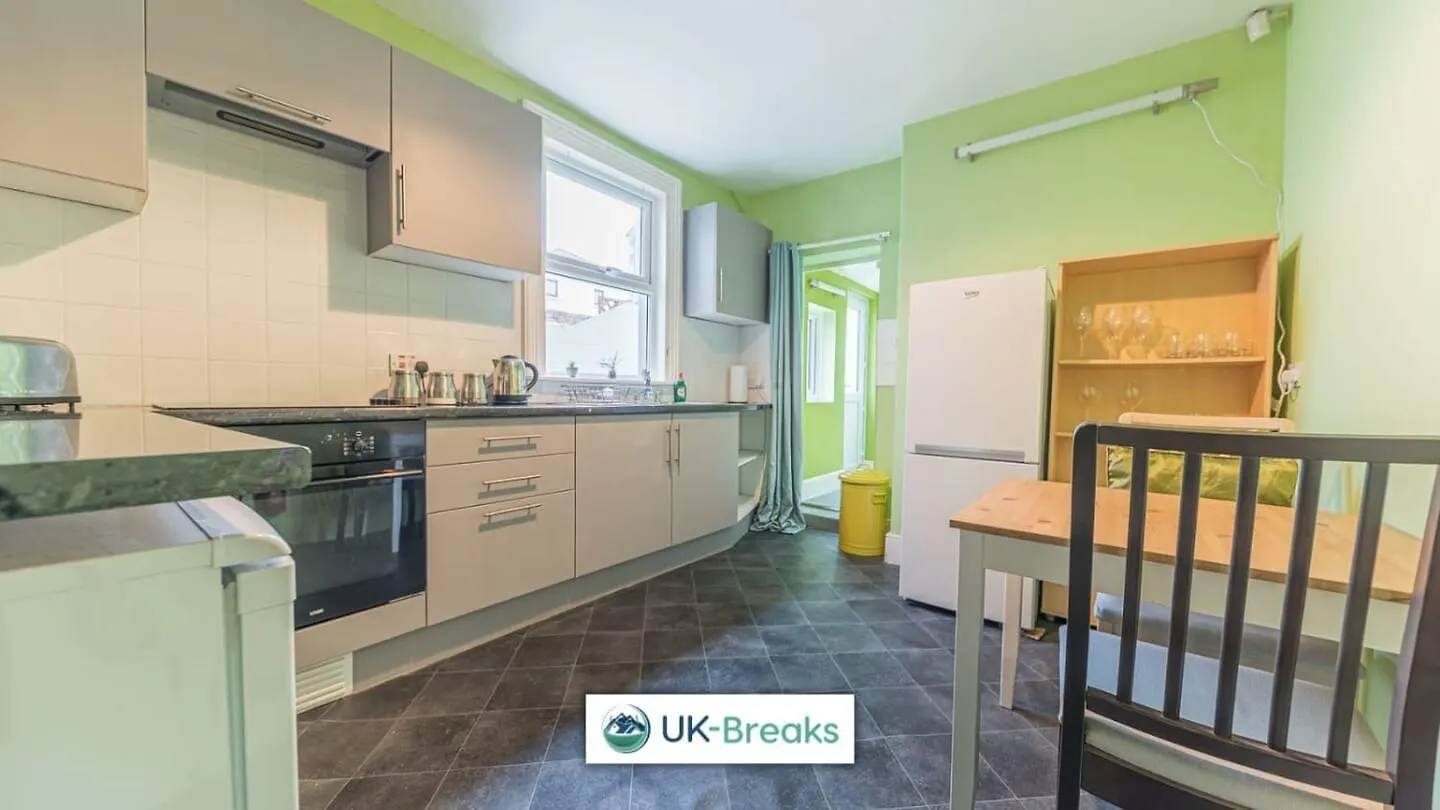 Large, Centrally Located, 5 Bedroom House Workington