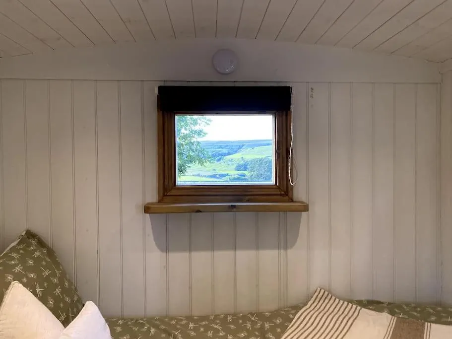 The Hideaway Shepherd's Hut, Alston, Cumbria Holiday home