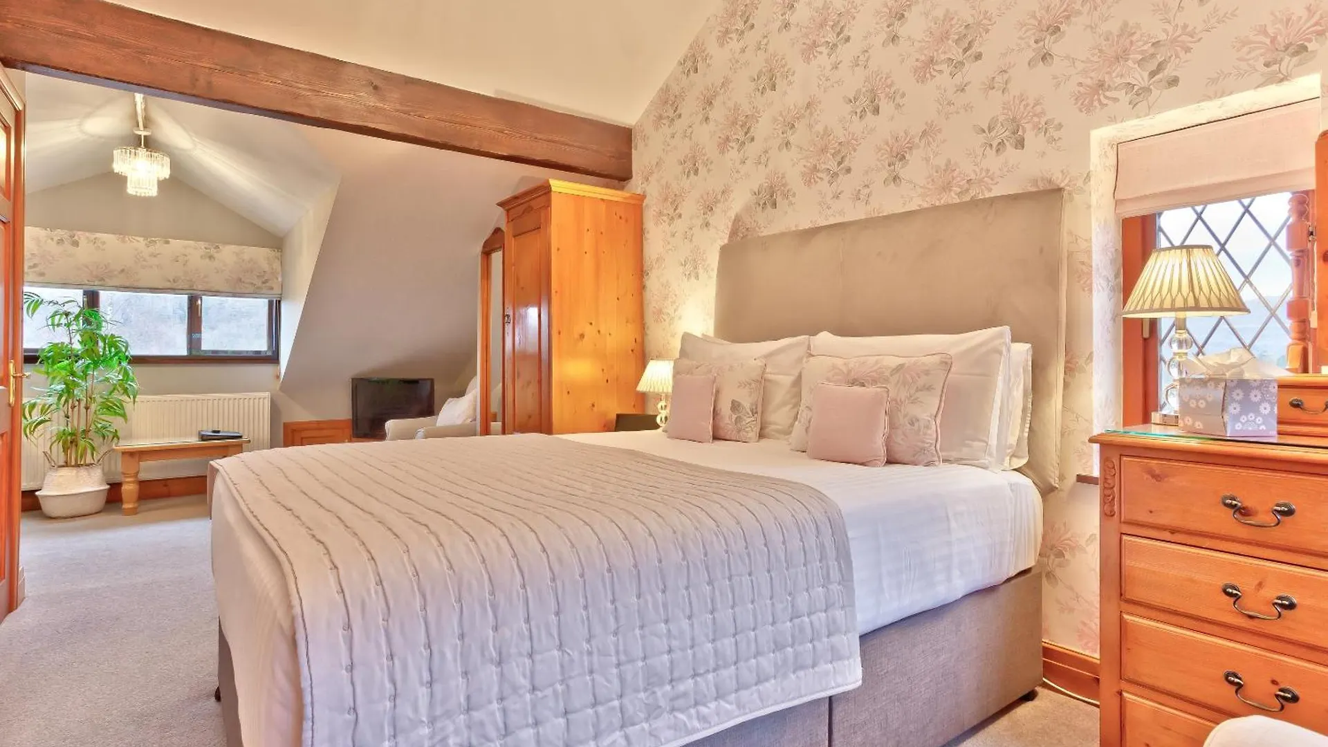 Hill Crest Country Bed & Breakfast