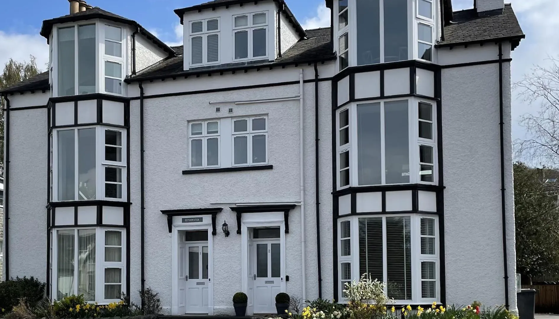 Mere View Loft,
