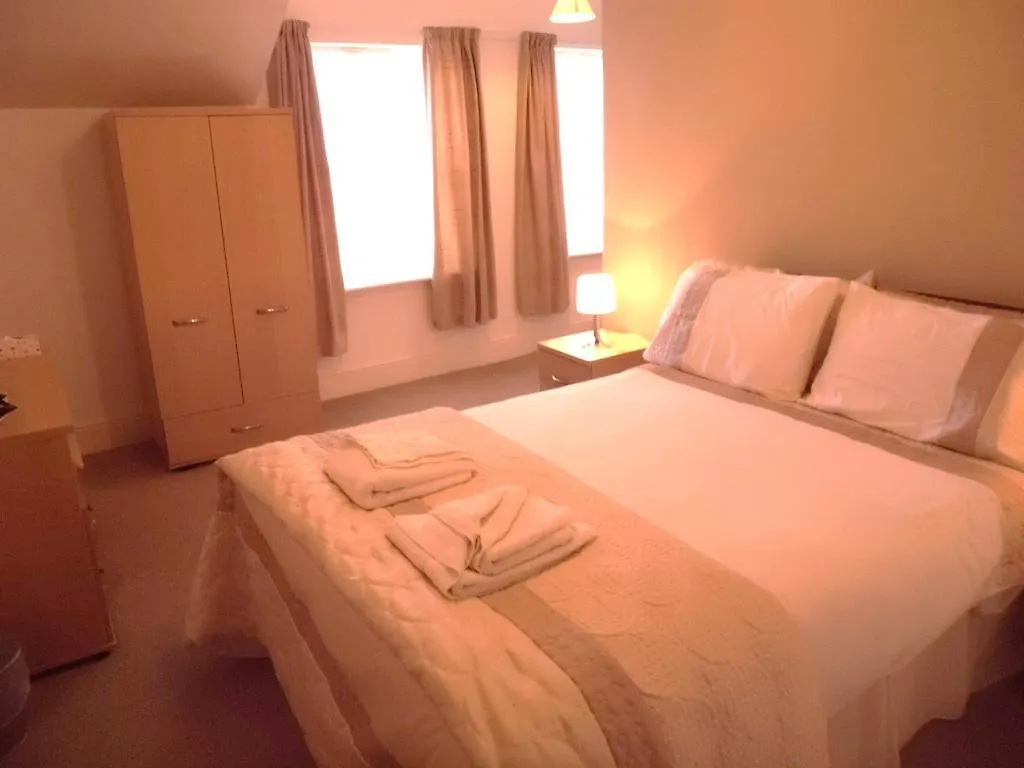 The Golden Lion 3*