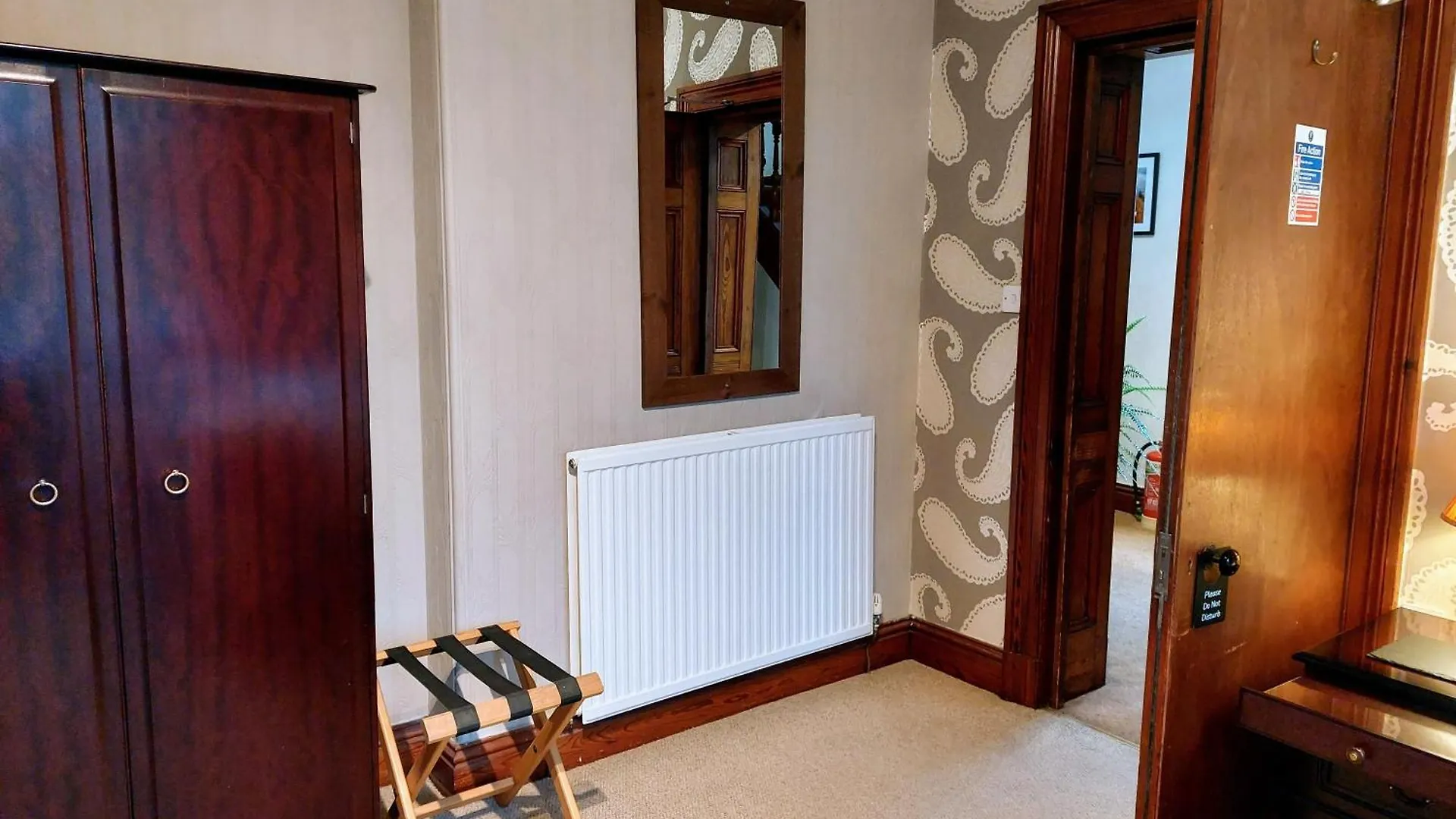 1 Park Road 4* Windermere