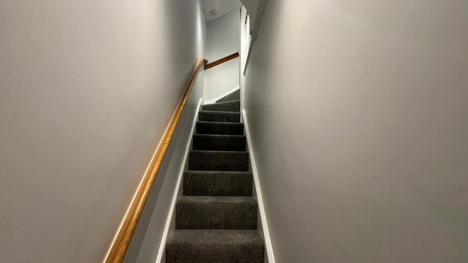 Apartment House *
