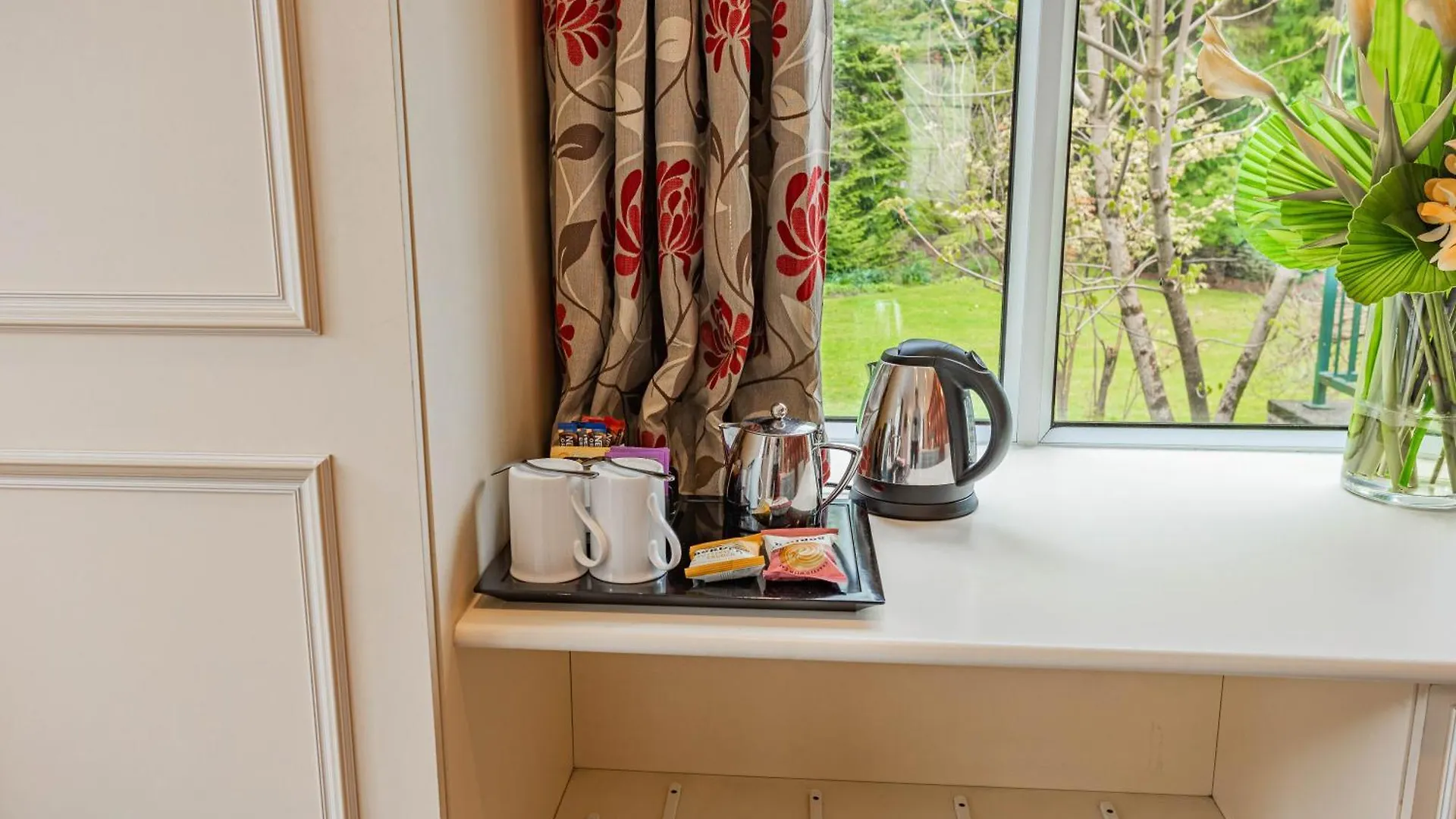 Hotel Burn Garden House 4*