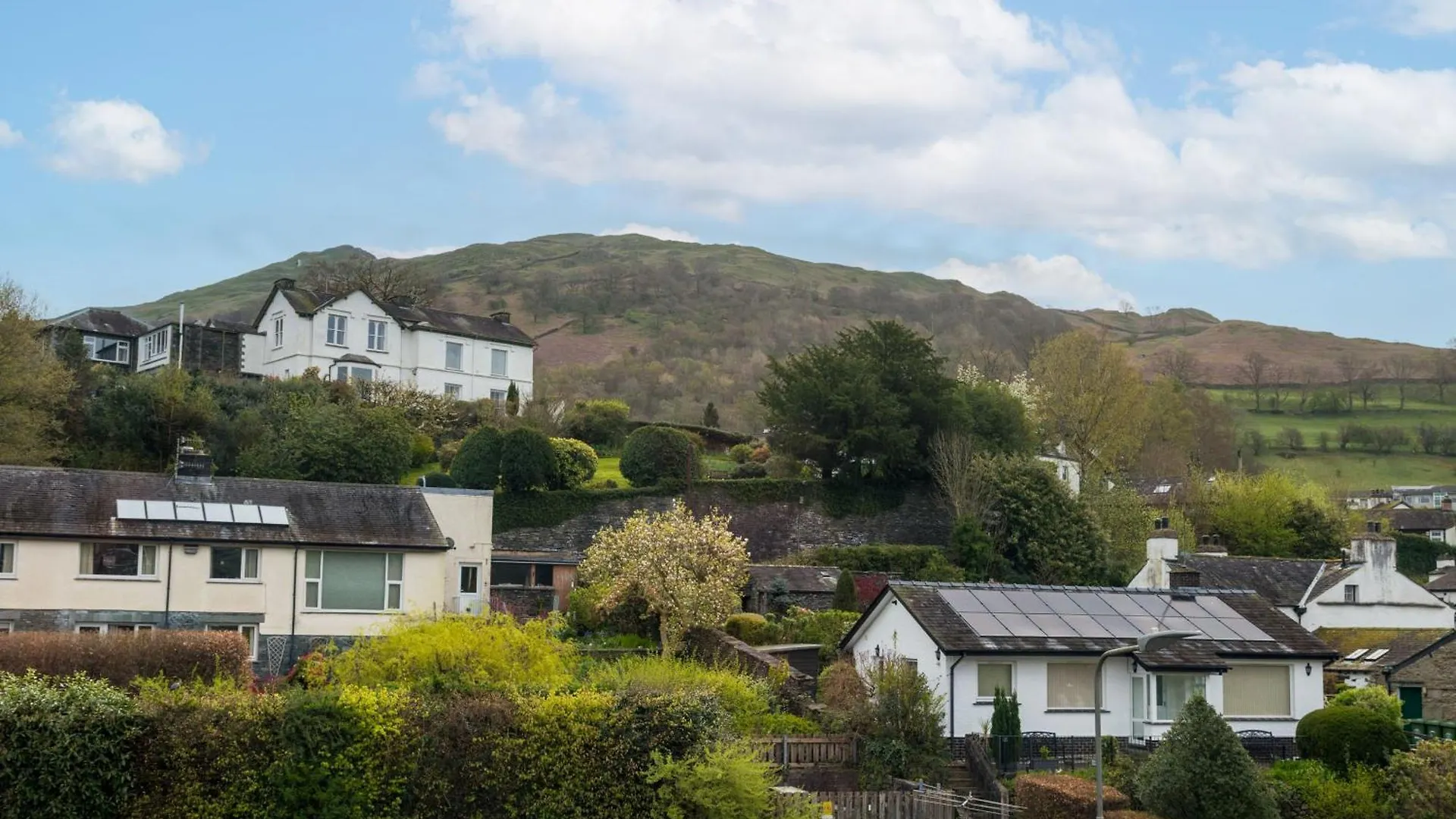 Wansfell Heights Holiday home *