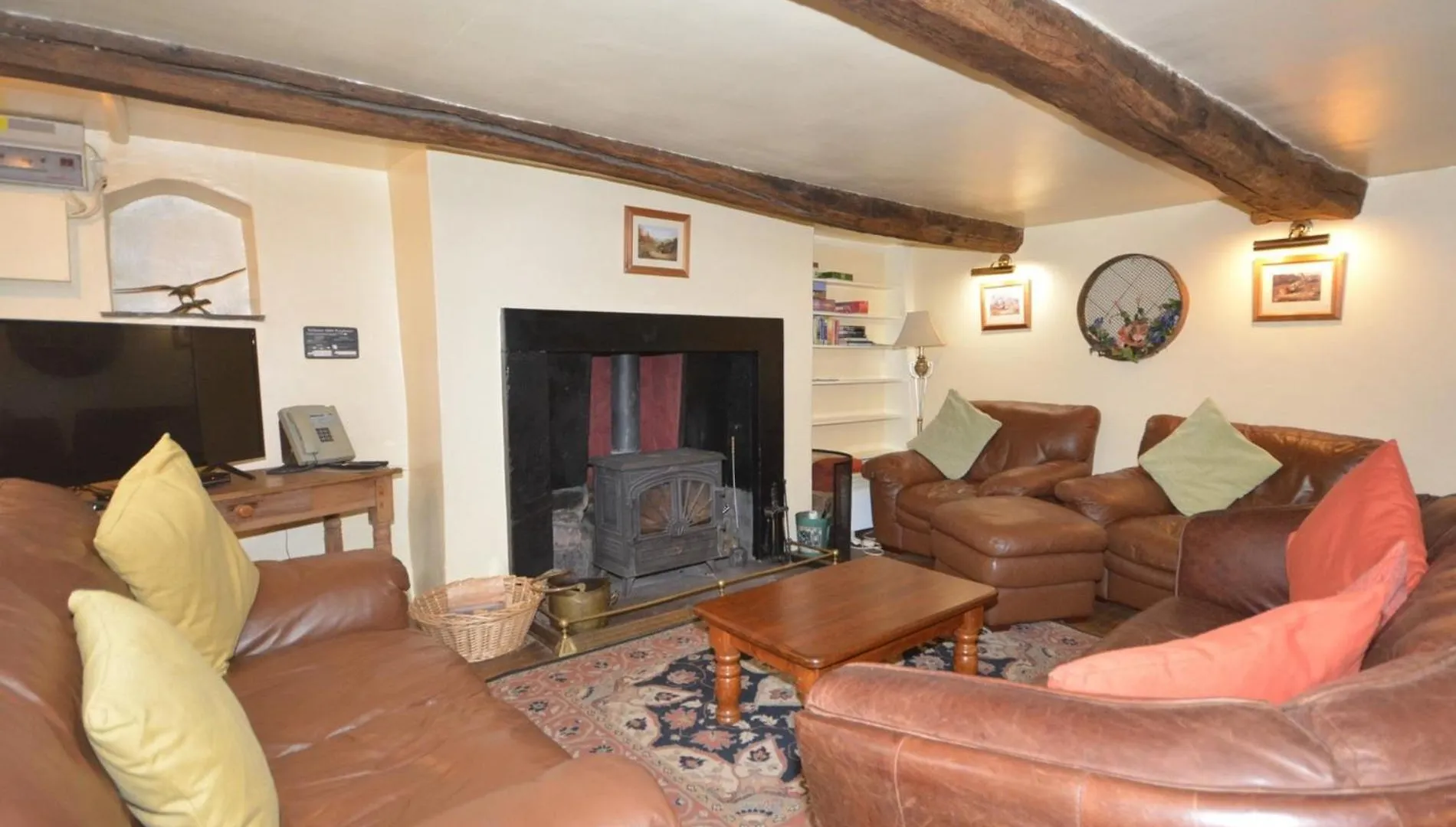 3 Bed In 94529 Holiday home