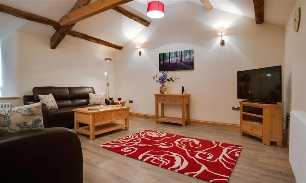 Holiday home Abbots Reading Mews 1