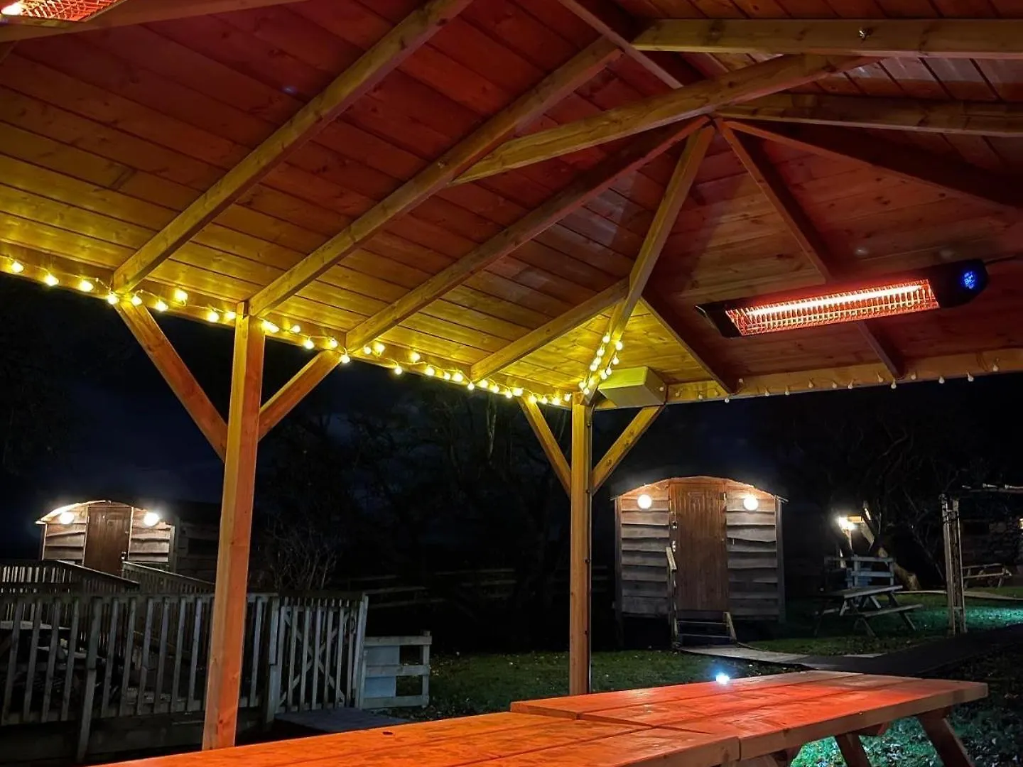 Orchard Hideaways * Penrith