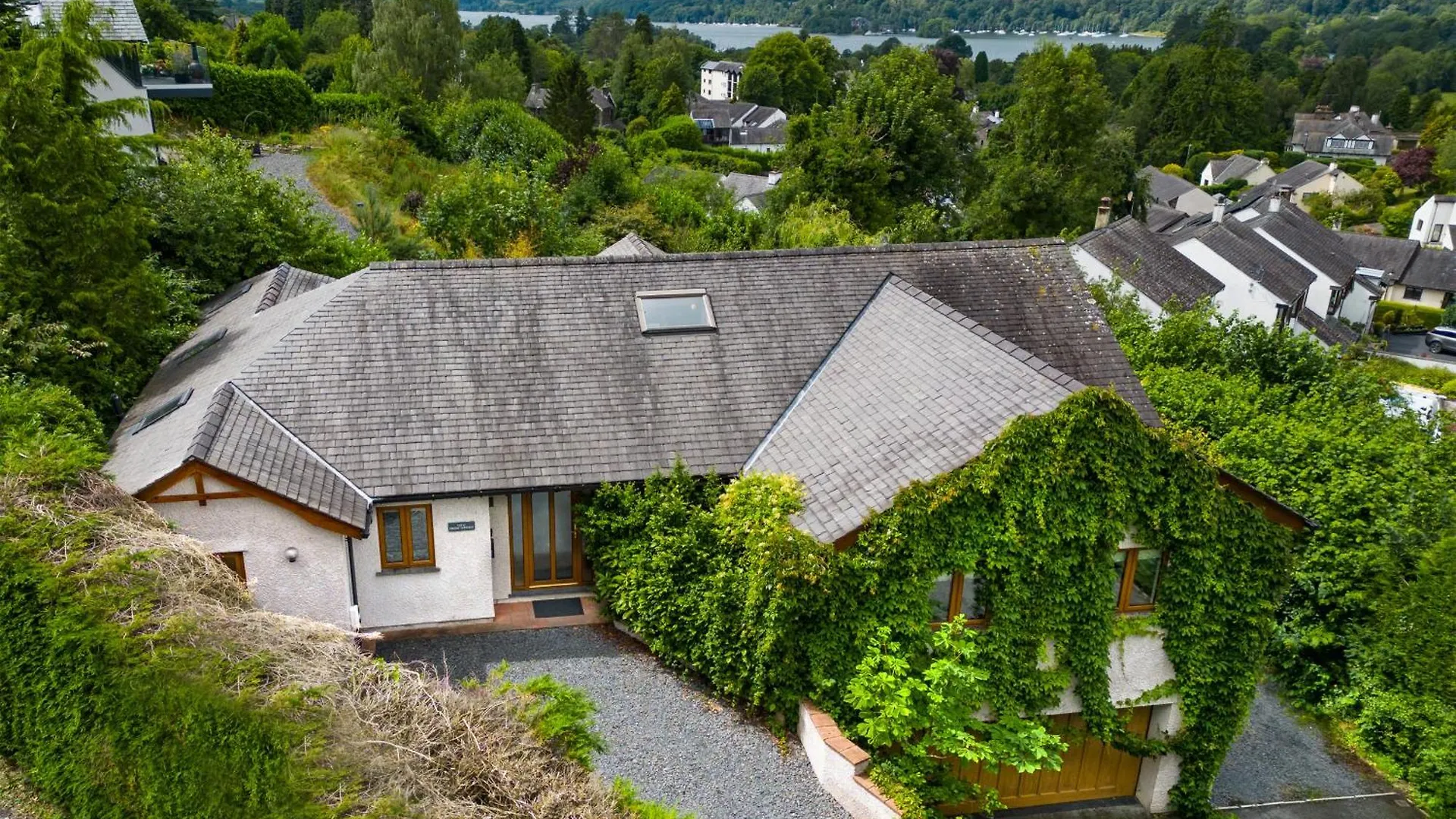 View From Within, Bowness - Dog Friendly With Hot Tub