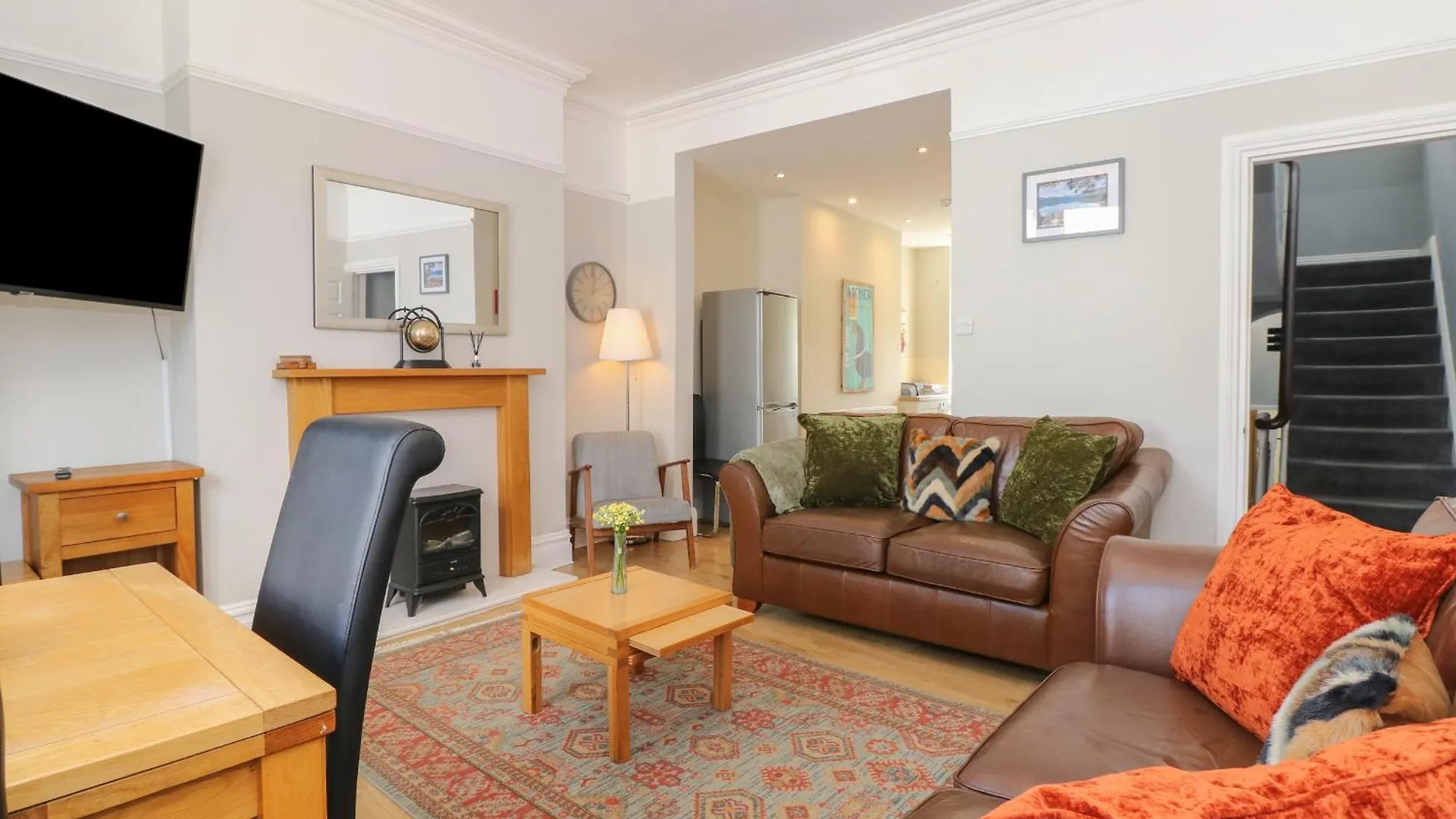 Apartment Baystones *
