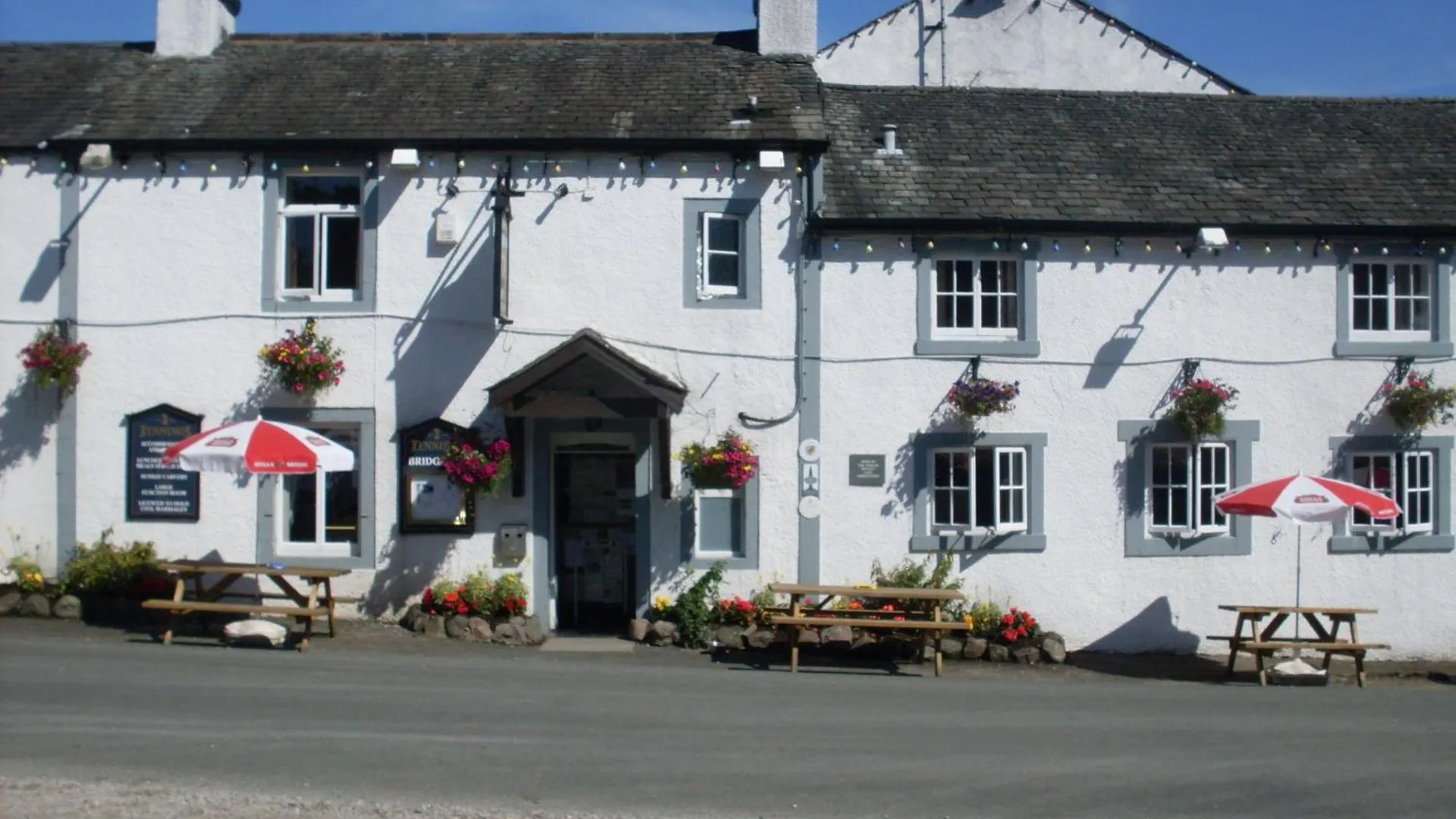 Inn The Bridge Holmrook