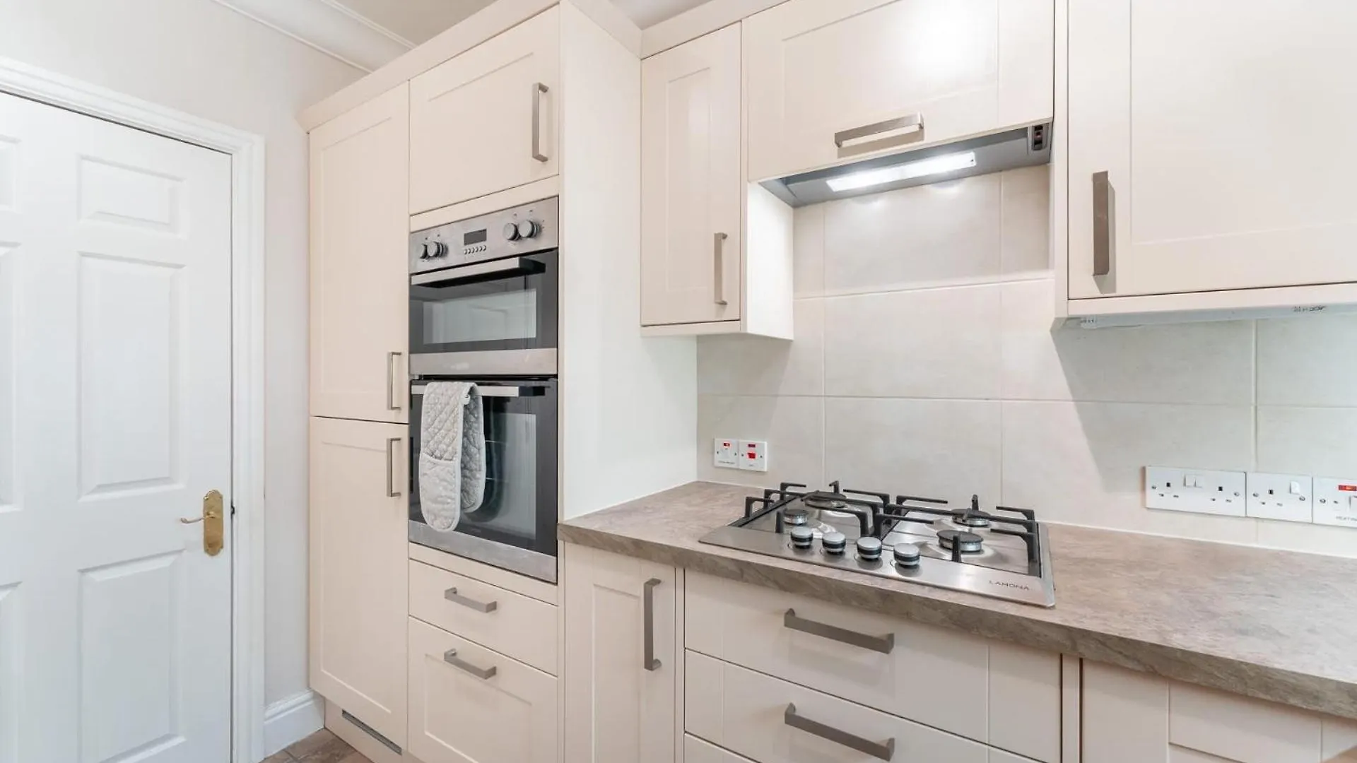 6 Meadowcroft House * Bowness-on-Windermere