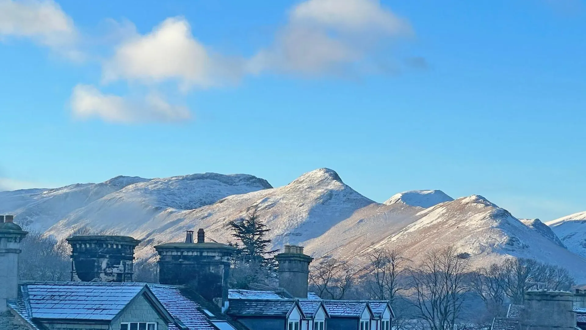 Keswick View Apartment *