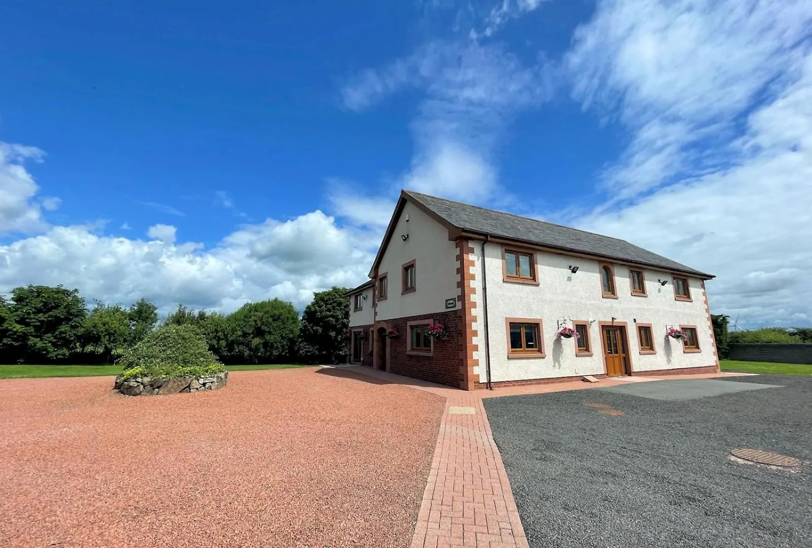 Pass The Keys Spectacular 7br House Hot Tub And Gardens In Gretna 度假居