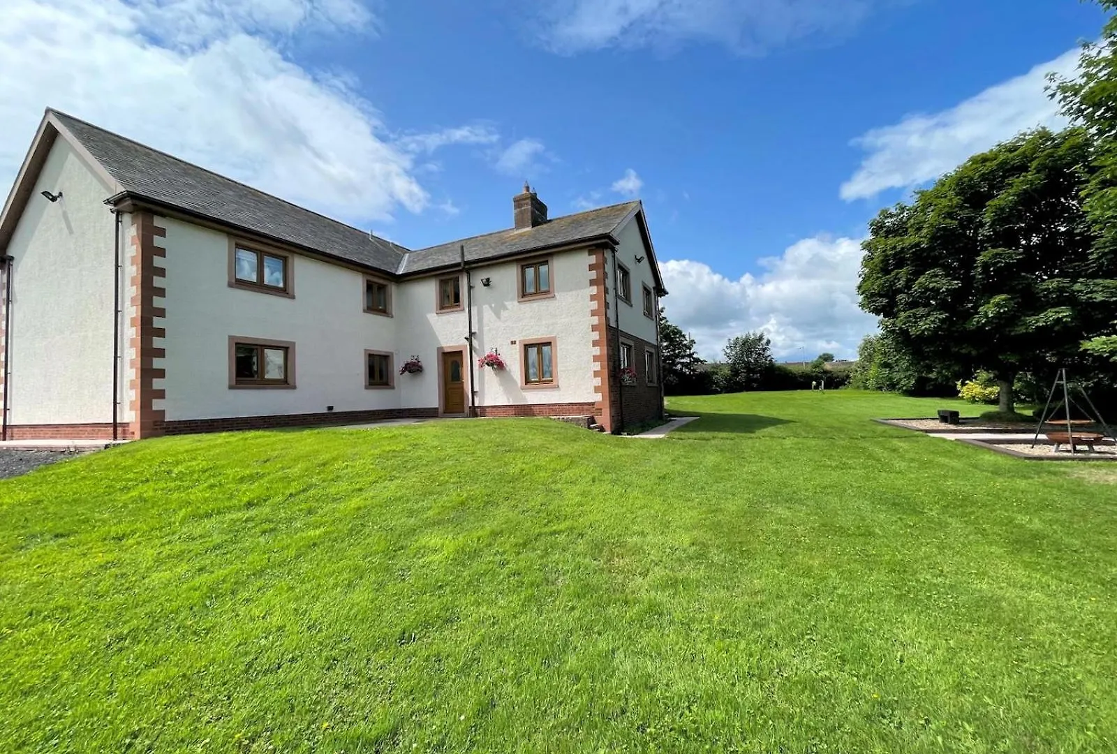Pass The Keys Spectacular 7br House Hot Tub And Gardens In Gretna *