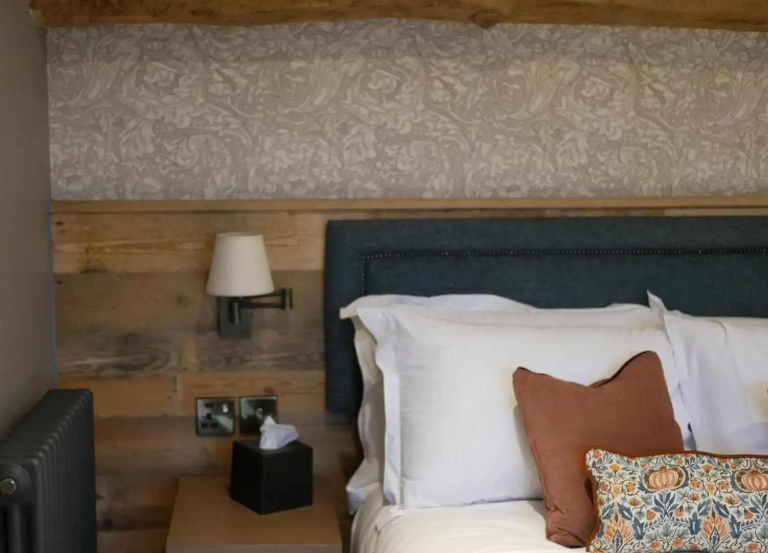 Queens Head & Restaurant Penzion Hawkshead