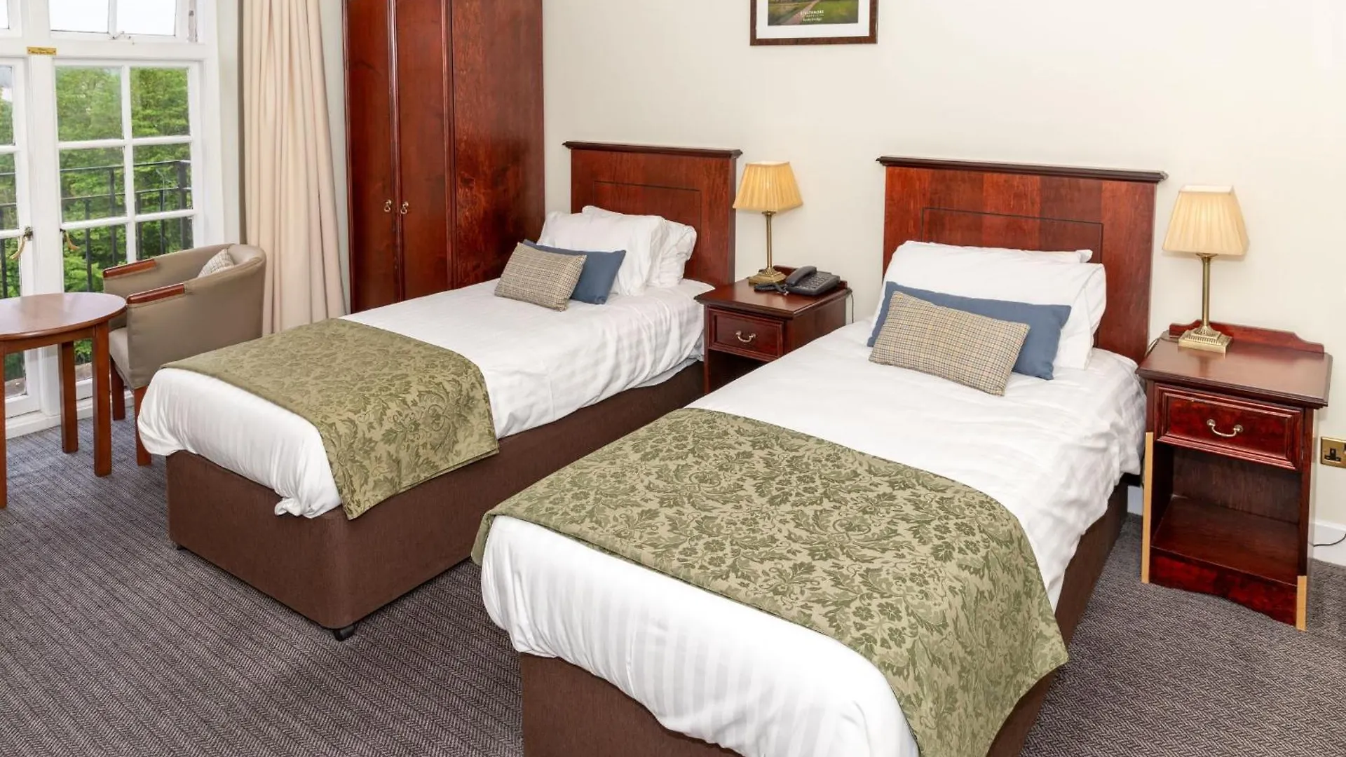 Hotel Cumbria Grand 3*