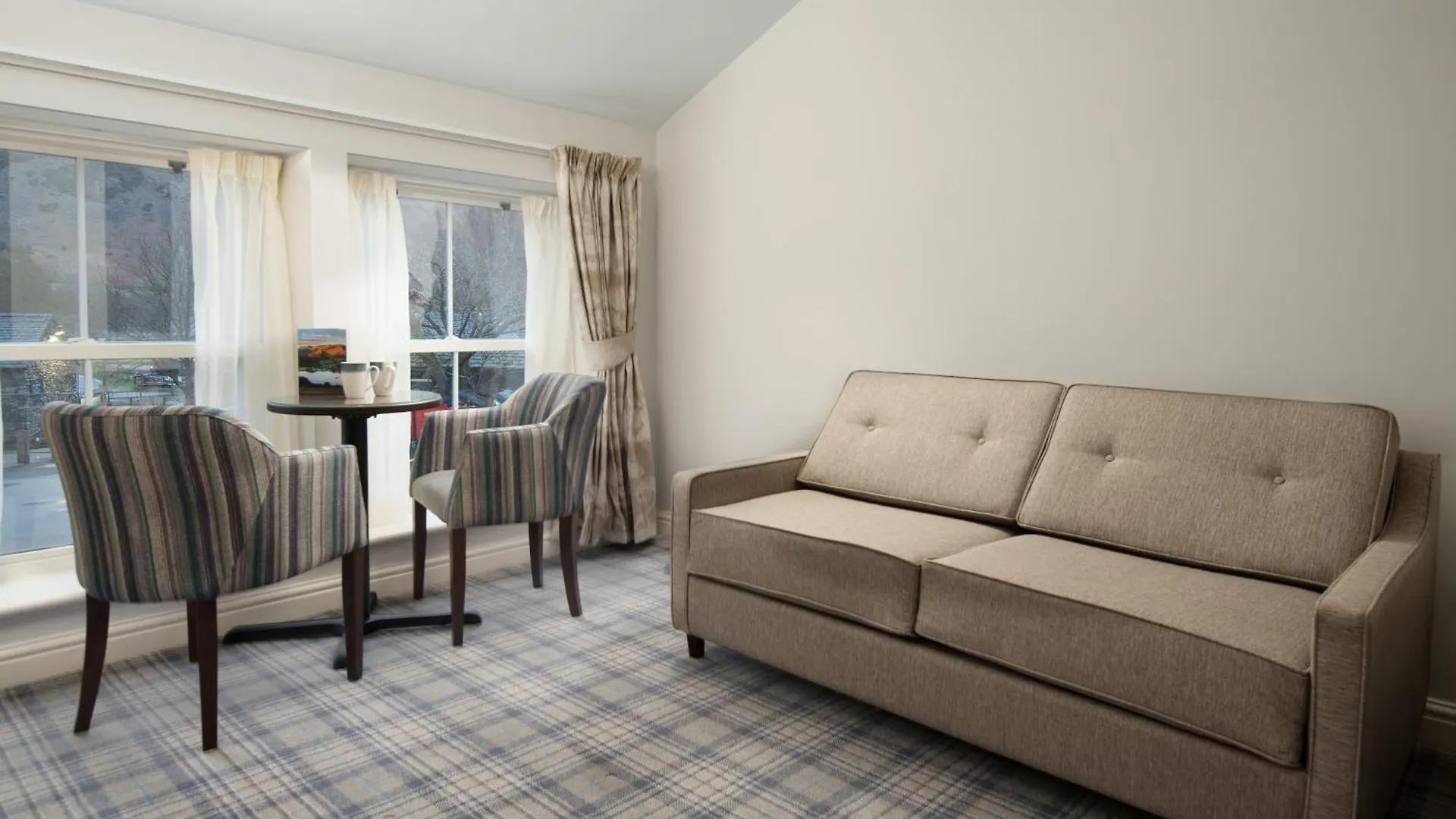 אורחן The Ullswater Inn- The Collection Group גלנרידינג