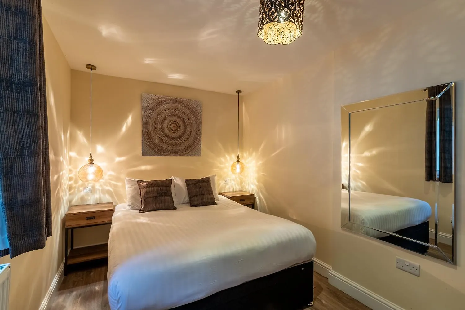 Hotel Lakes & 5*
