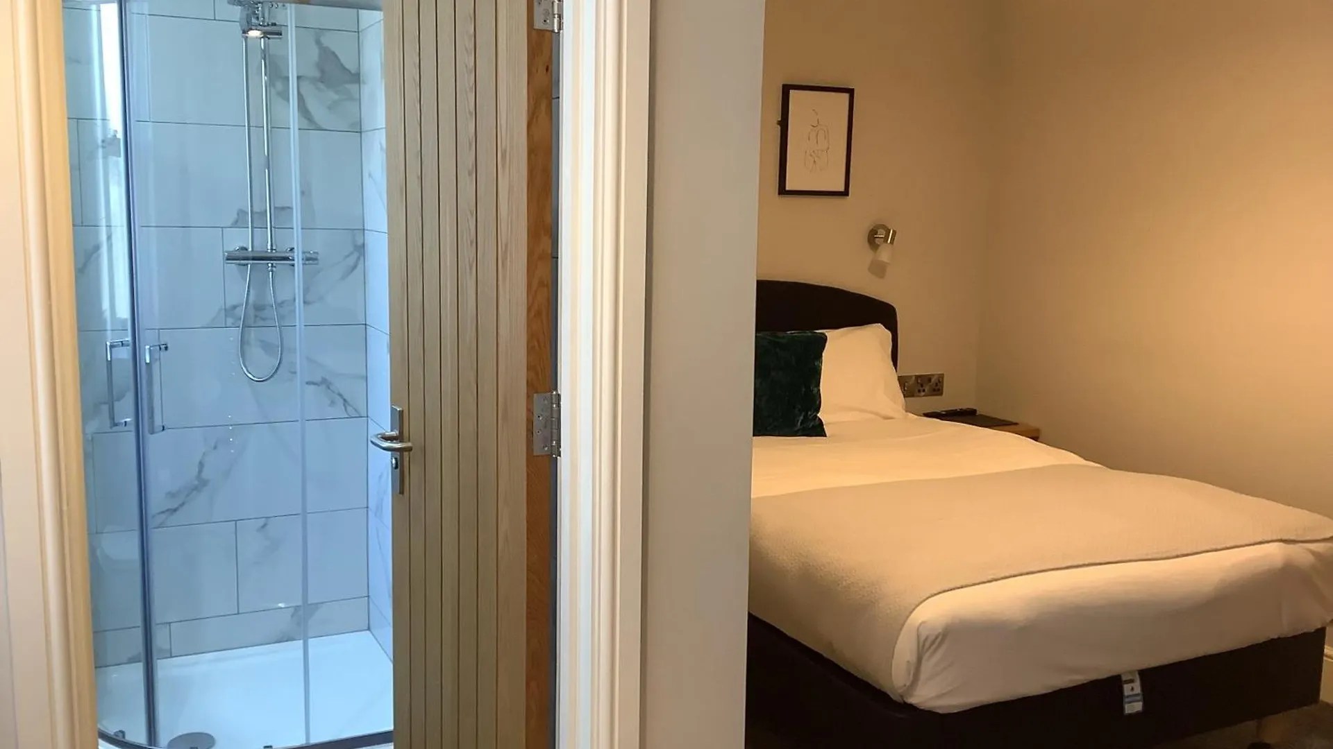 Jeffersons Abbey Road Serviced (adults Only) Apartment