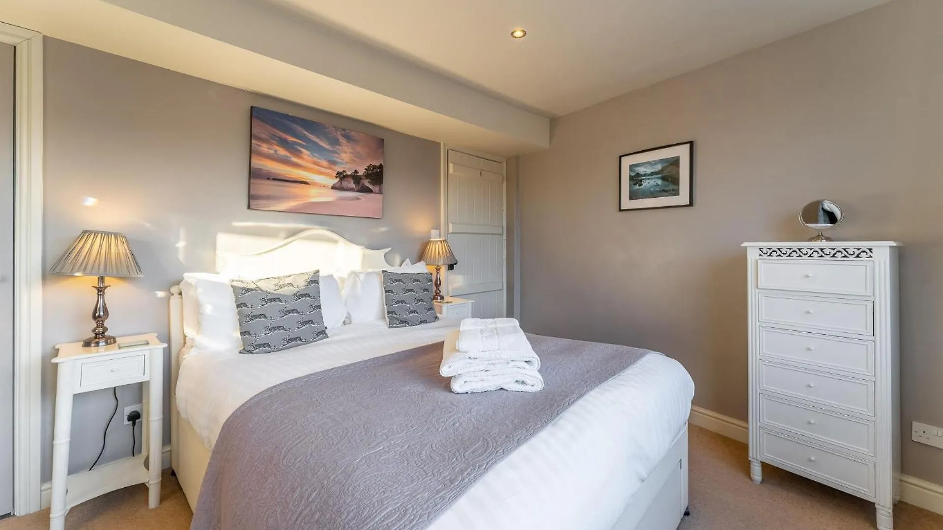 Holiday home Lily Tarn