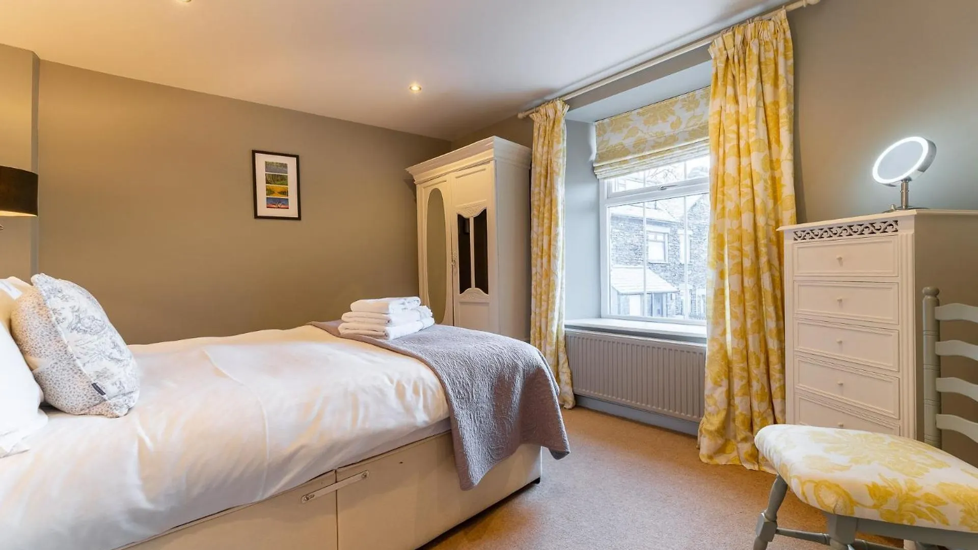 Holiday home Lily Tarn *
