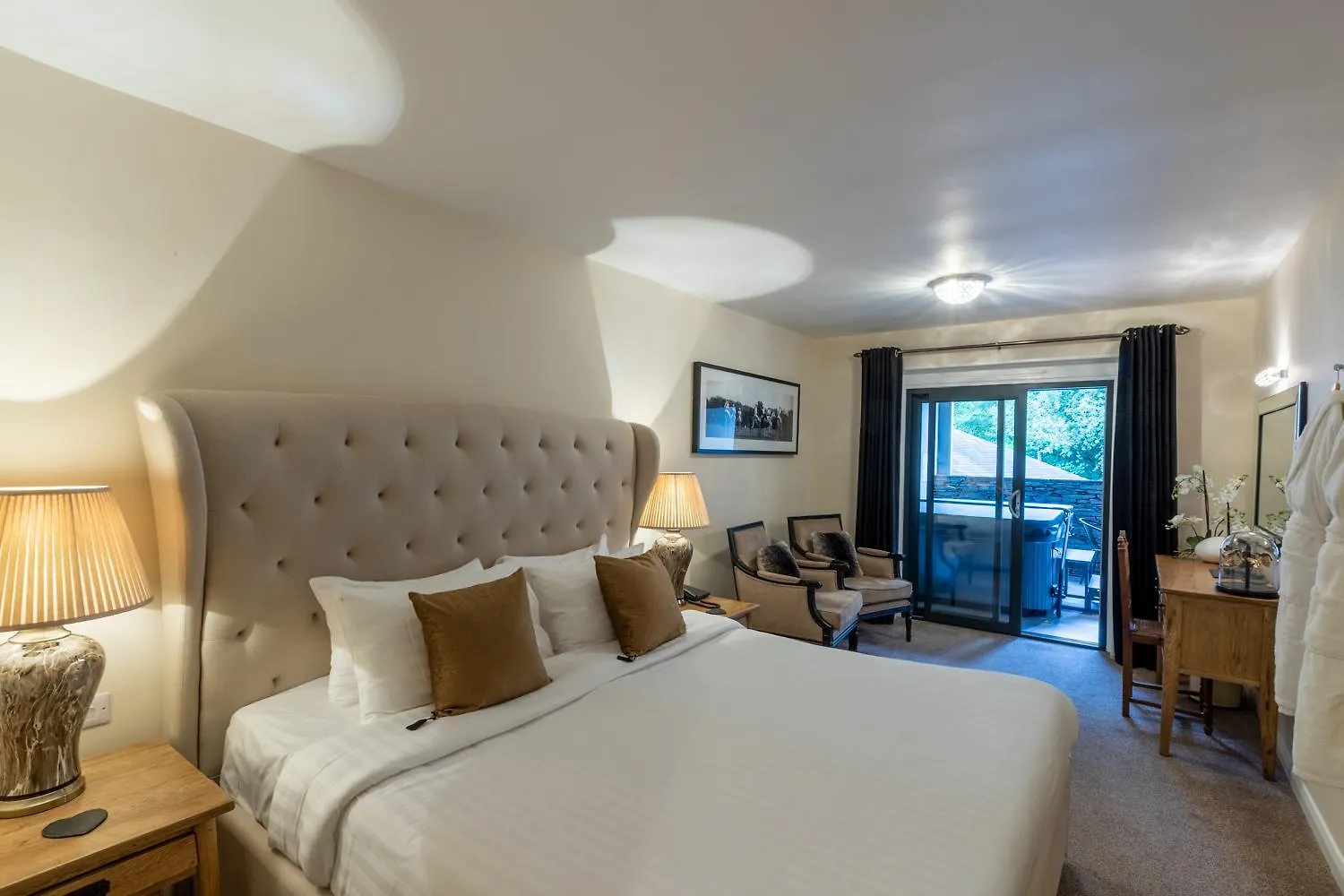Hotel Lakes & 5*