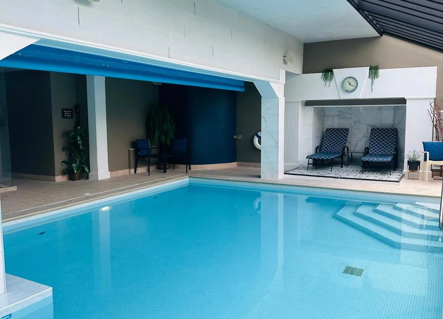 The At Hotel
