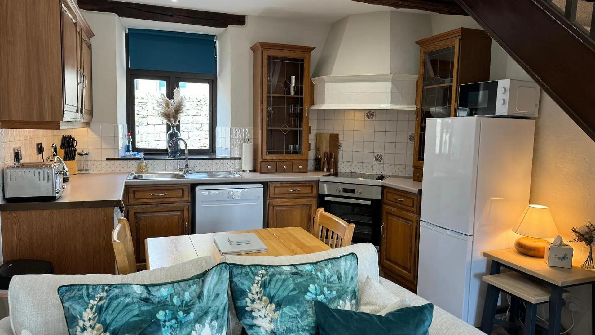 Tatil Evi Number Three, Yard 12 *