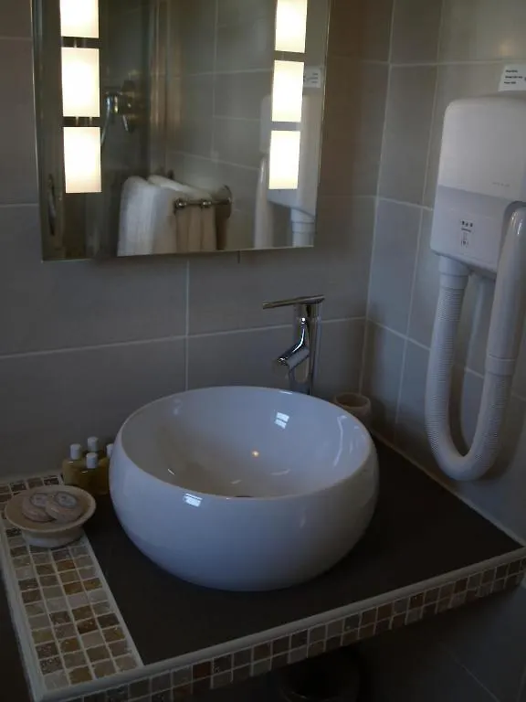 Summer Hill Country House Kır Evi