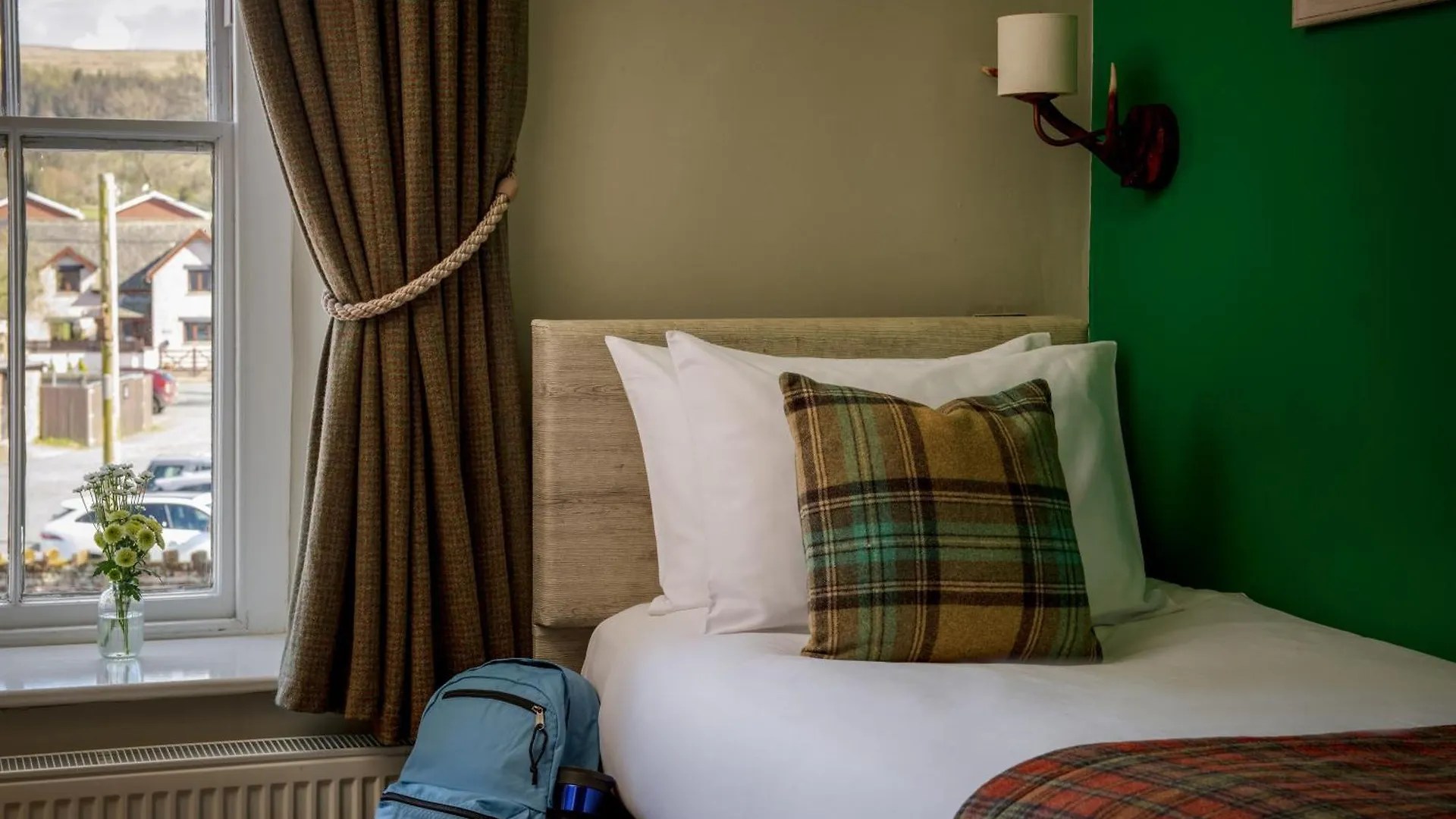 Hotel The Crown 4*