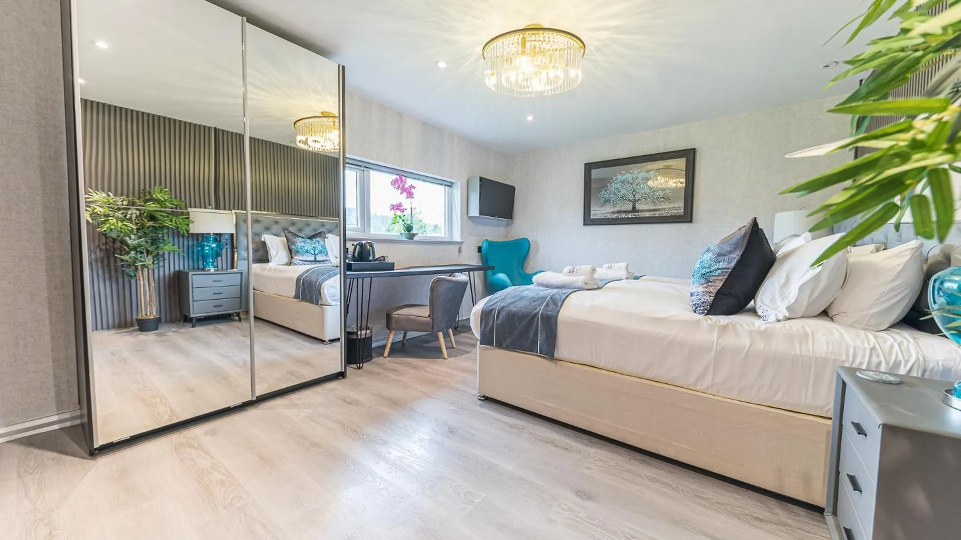 The Log House Guest house 3*