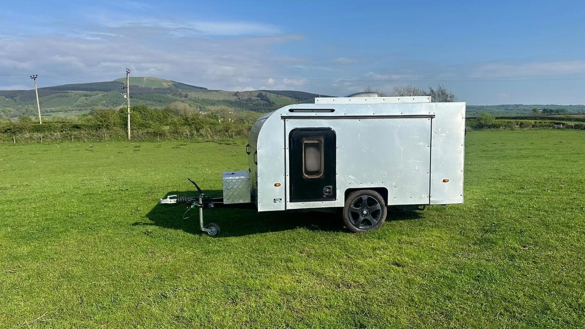 Роскошный шатер Jerry The Camper For Hire Self Tow To Your Destination In District Cumbria *