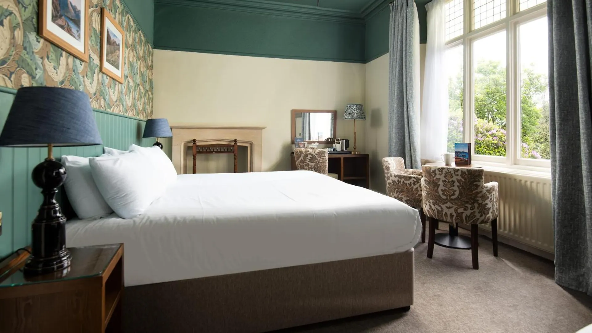 Lakehouse At The Waterhead Gasthuis 4*