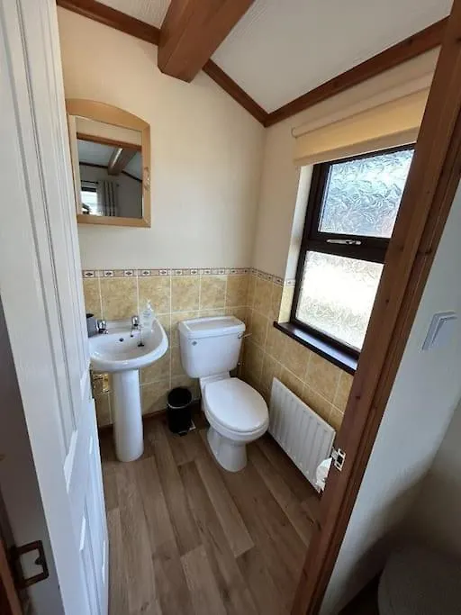 Livingstones Lodge, District Plumbland