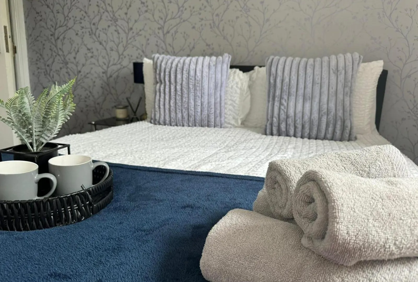 Woodman House- 7 Bed House Apartment Egremont (Cumbria)