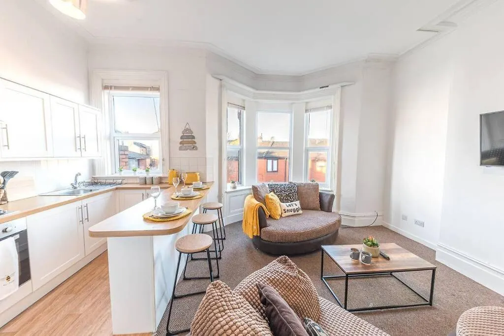 Spacious 3-bed Flat Sleeps 6 With Free Wifi By Amazing Spaces Relocations Ltd Апартаменты *