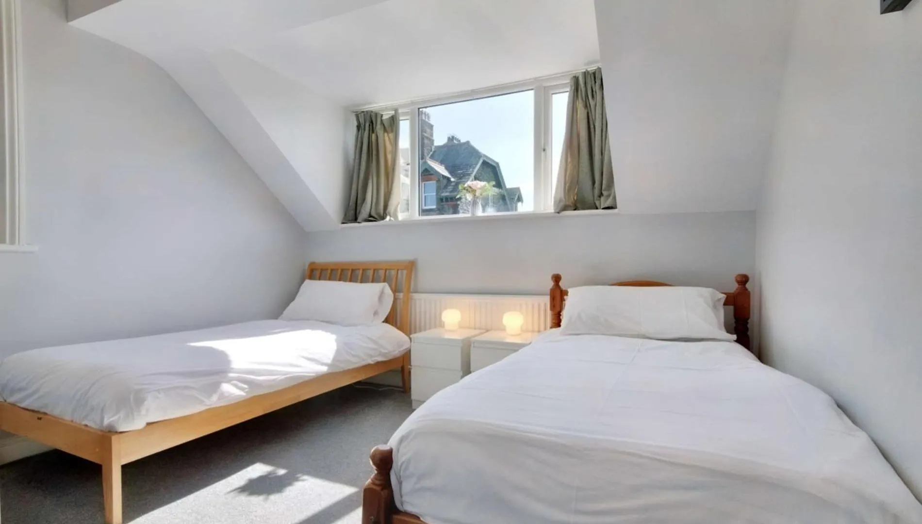 6 Bed In Keswick Sz389