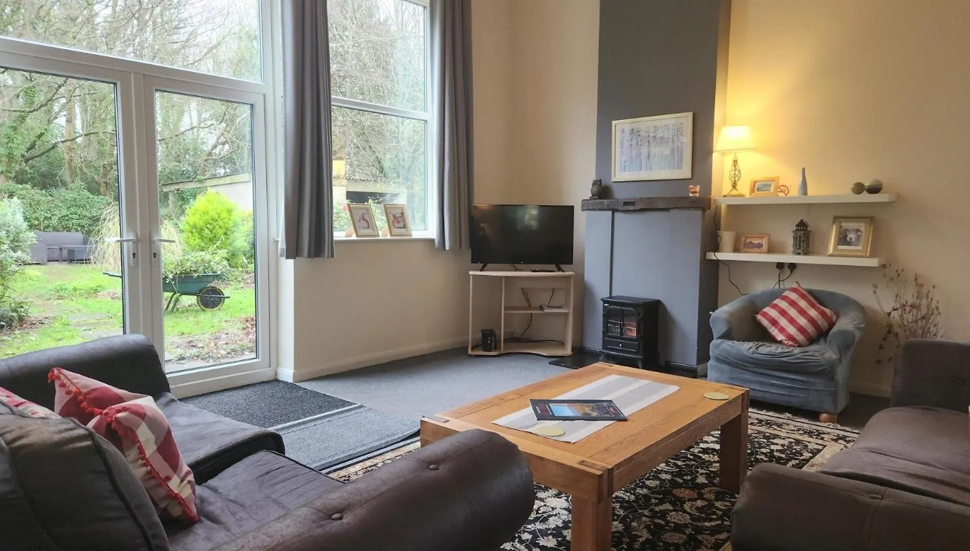 3 Bed In Sz272 Holiday home