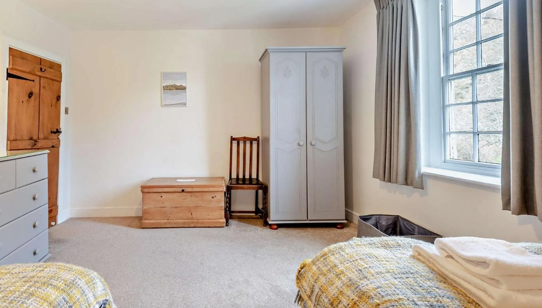 3 Bed In Sz174