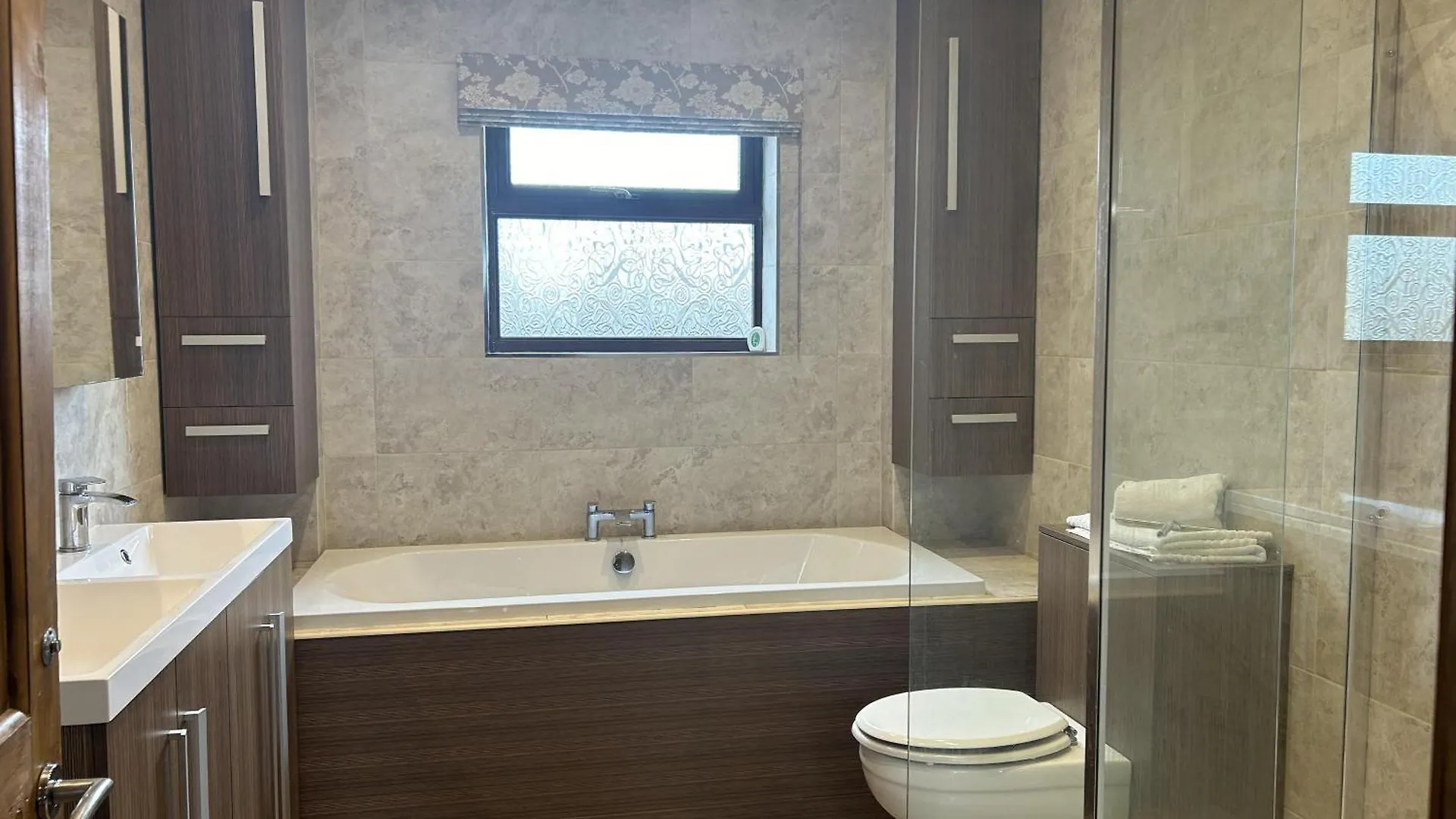Holiday home Wonderful 4 Bedroom Sleeps 8 *
