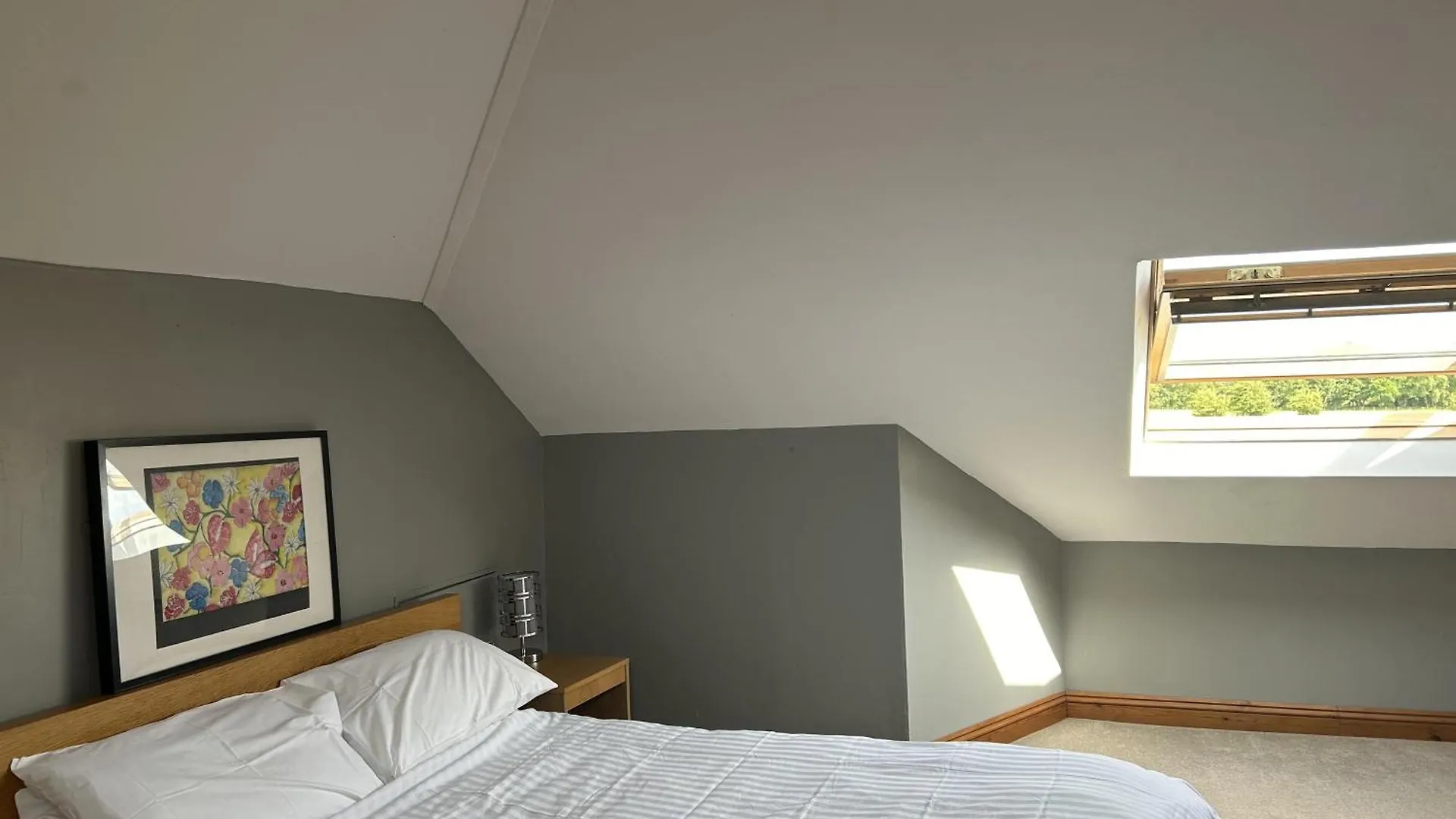 Holiday home Wonderful 4 Bedroom Sleeps 8 *