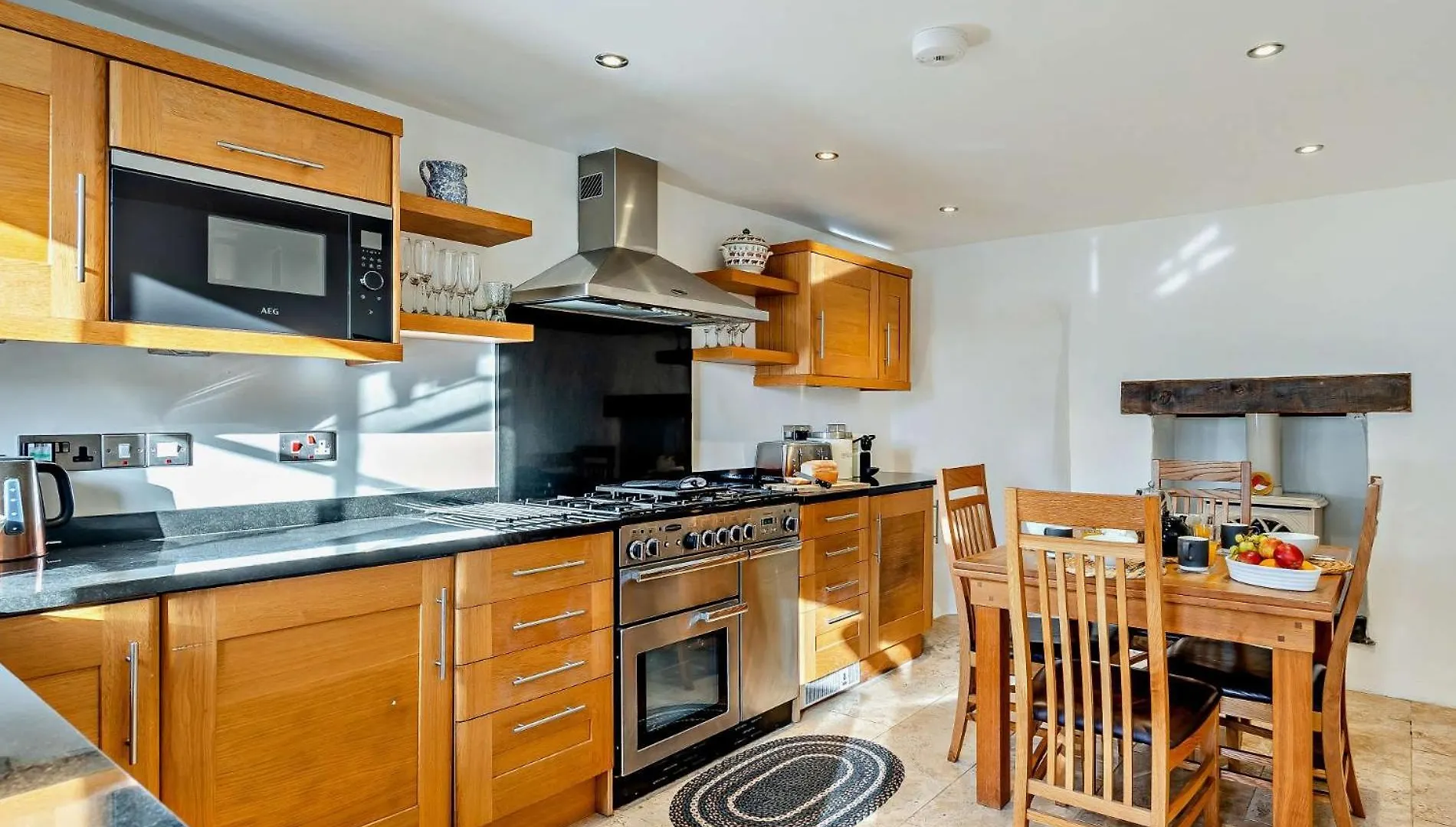 3 Bed In 54193