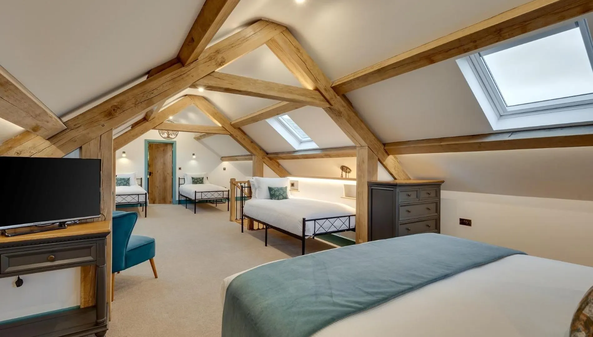 7 Bed In 93325 Holiday home *