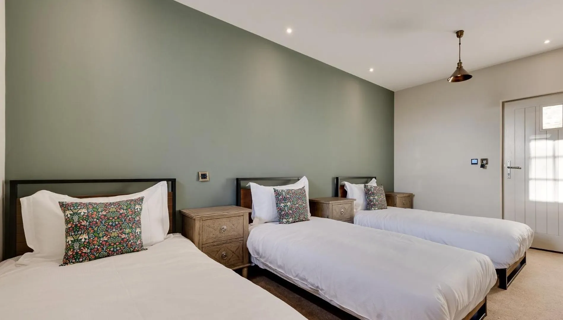7 Bed In 93325 Sedbergh