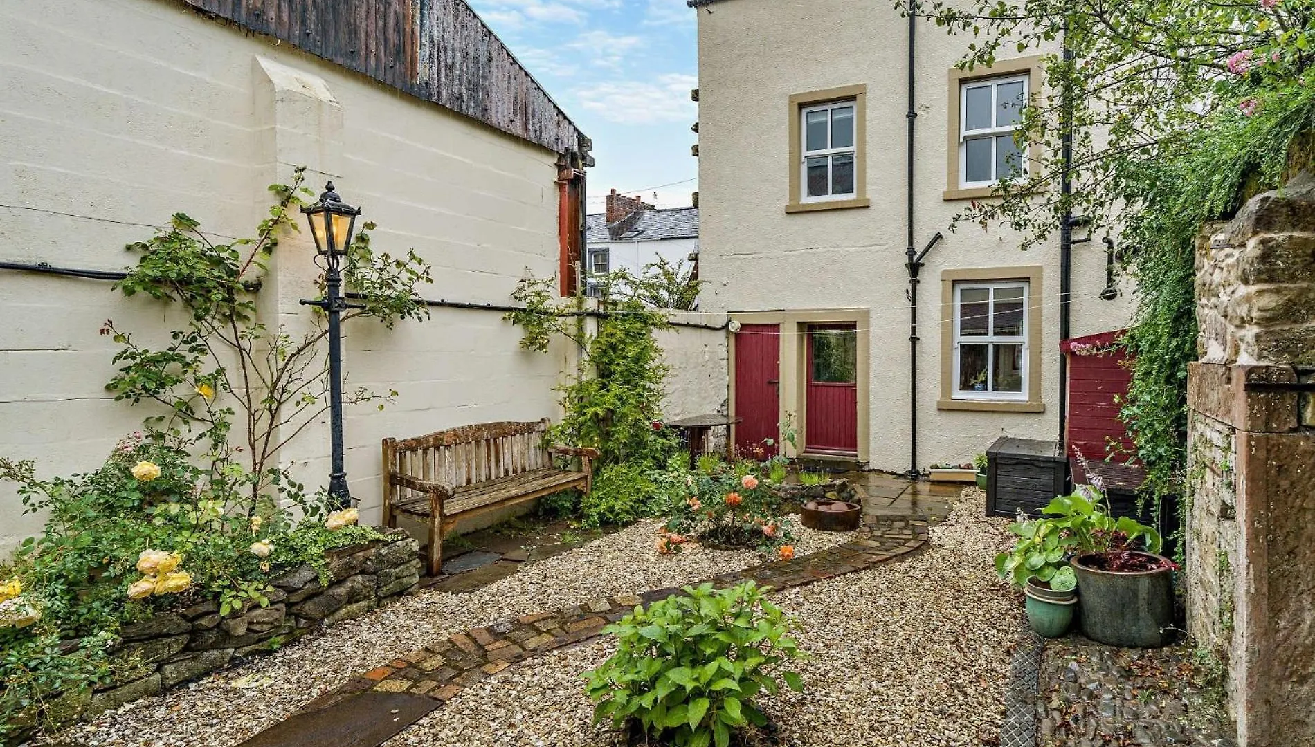 3 Bed In 94928