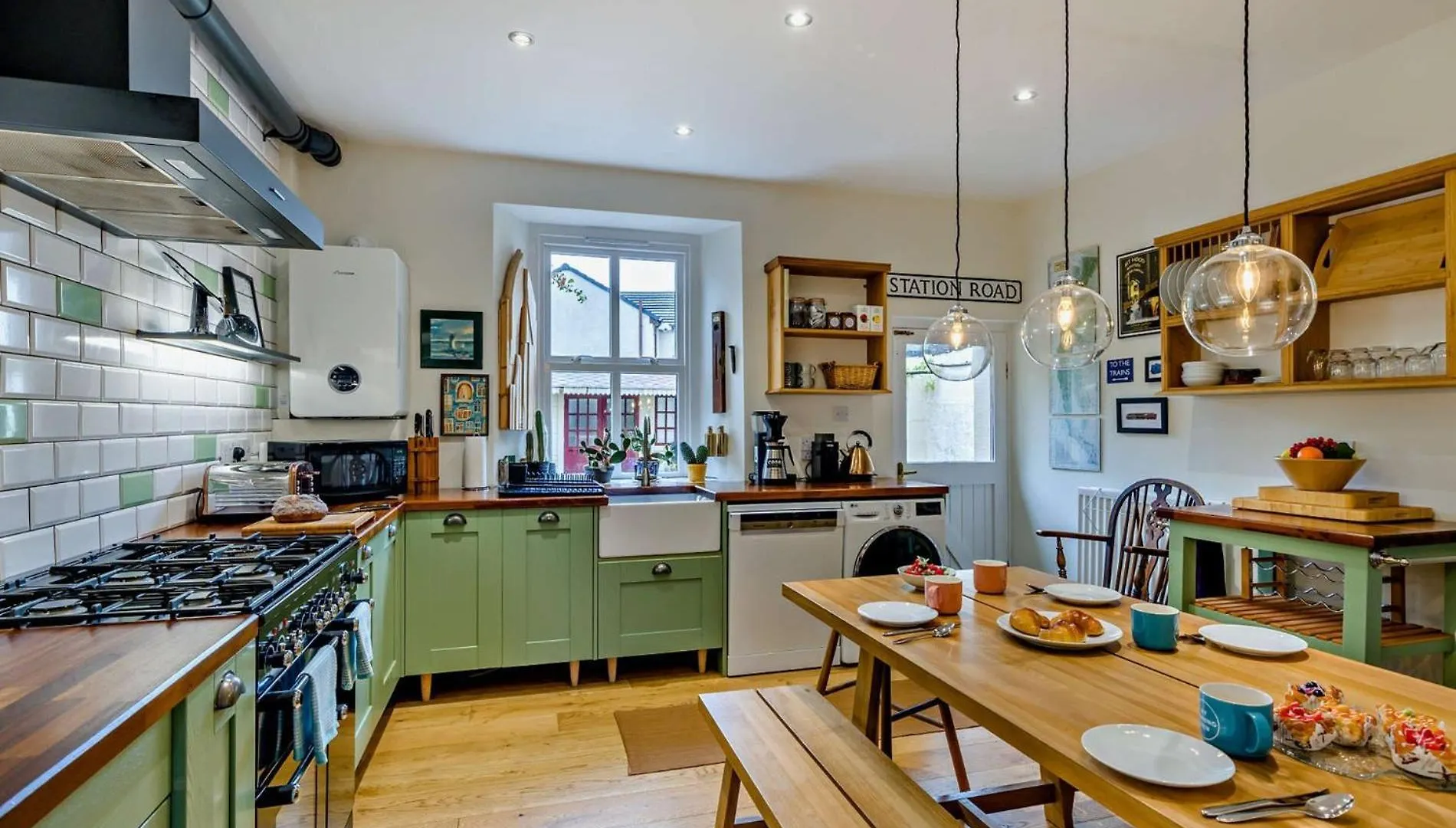 3 Bed In 94928 *