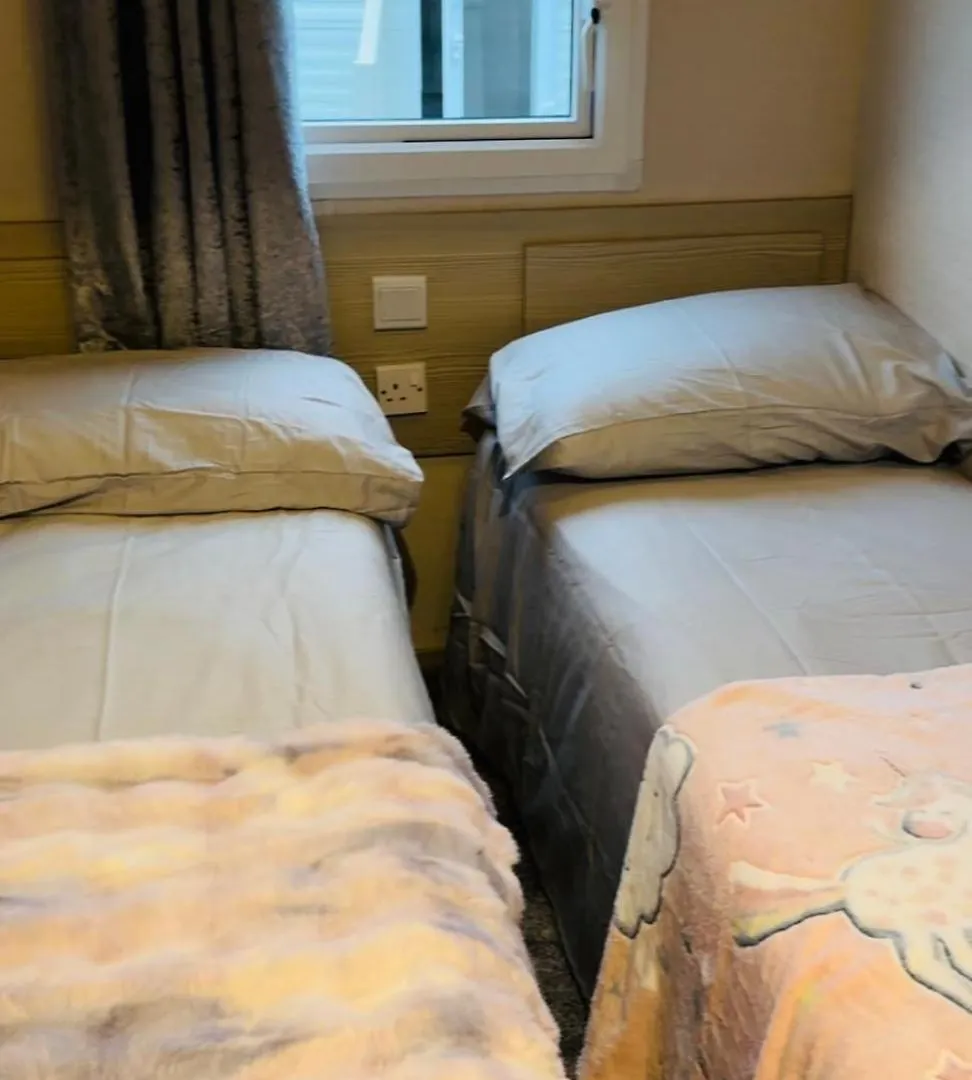 Vinchella-3 Bedroom Caravan * Grange-over-Sands