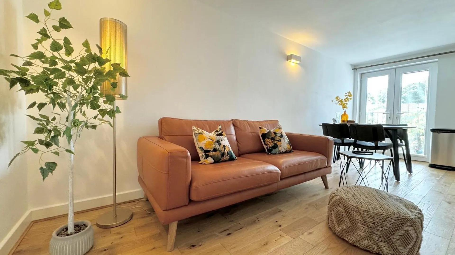 The Wilsons Courtyard, 2 - Bed, Sleeps 4, Pets Welcome Ulverston